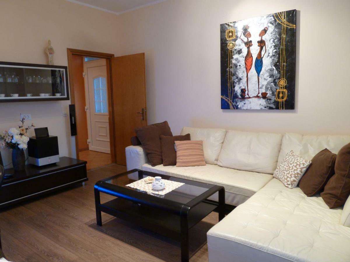 Nice Apartment & Room In Cavtat Exterior foto